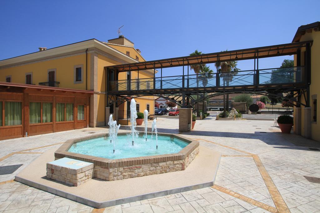 Country House Il Ponte Alba Adriatica Luaran gambar